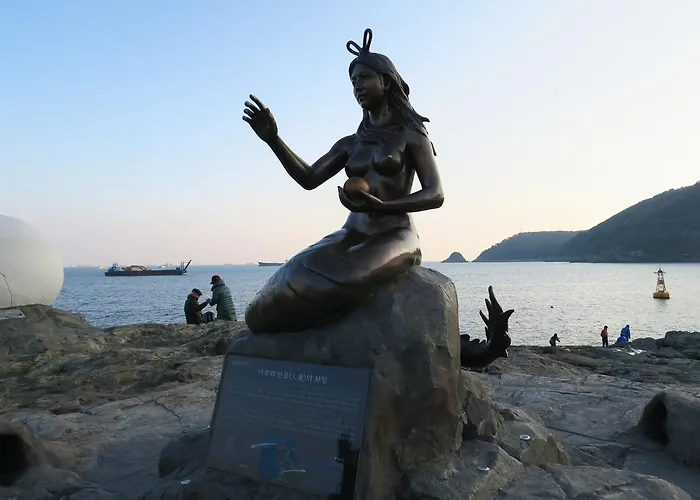 Hyu-plus旅馆 招待所 *